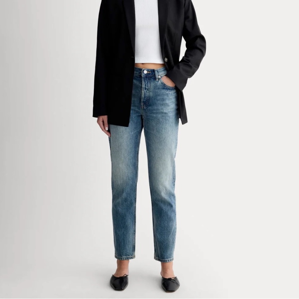 Everlane The Curvy 90s Cheeky Straight Jean Organic Cotton Vintage Mid Blue